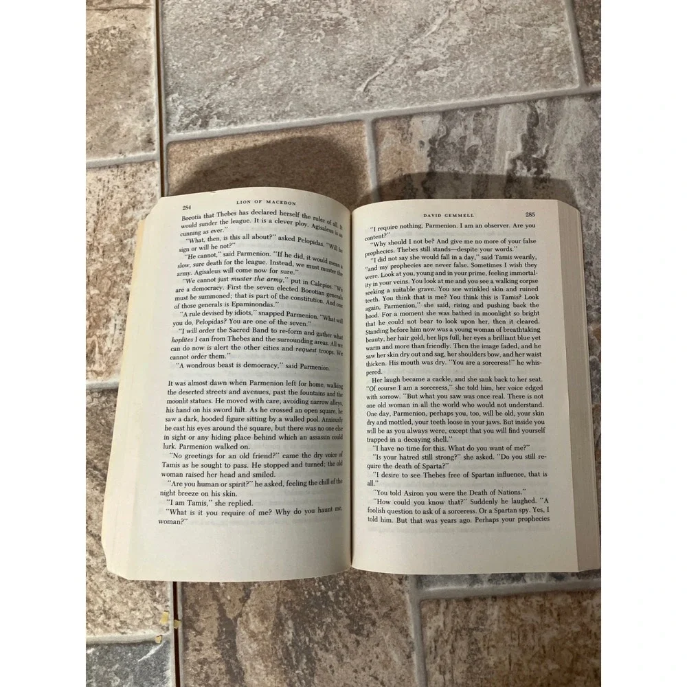 Lion‎ of Macedon David Gemmell Hardcover Fantasy Novel Book